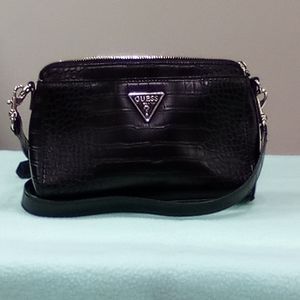 Pre-owned Guess purse